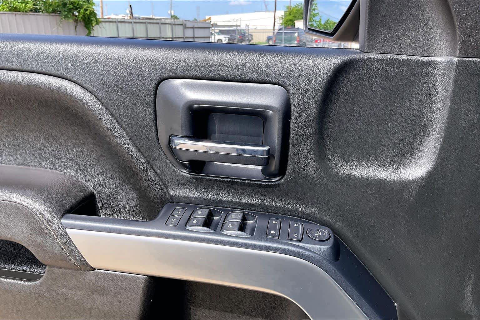 Used 2017 Chevrolet Silverado 1500 LT w/ All Star Edition RWD image 34