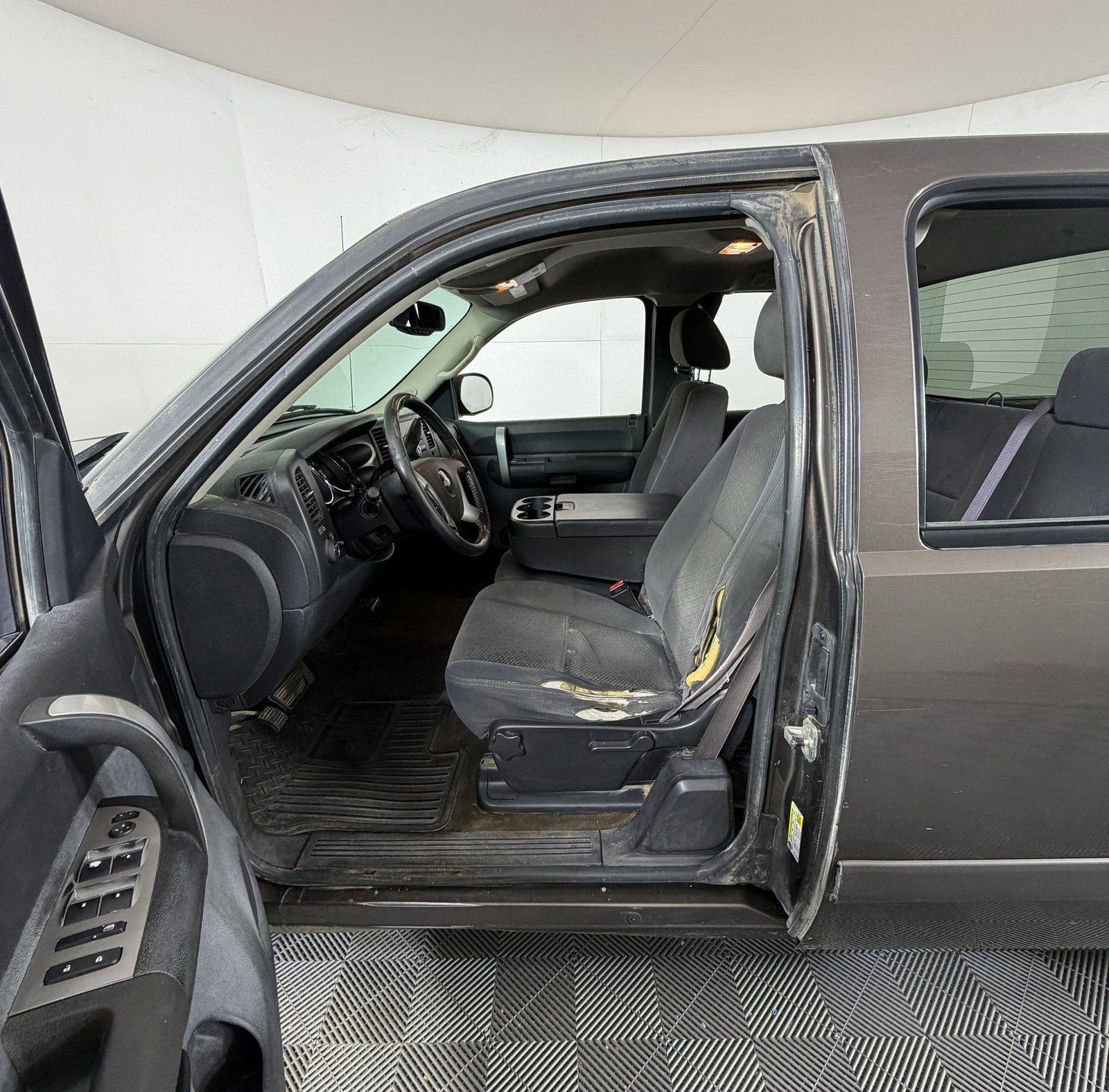 Used 2008 Chevrolet Silverado 1500 LT w/ Power Pack Plus RWD image 8