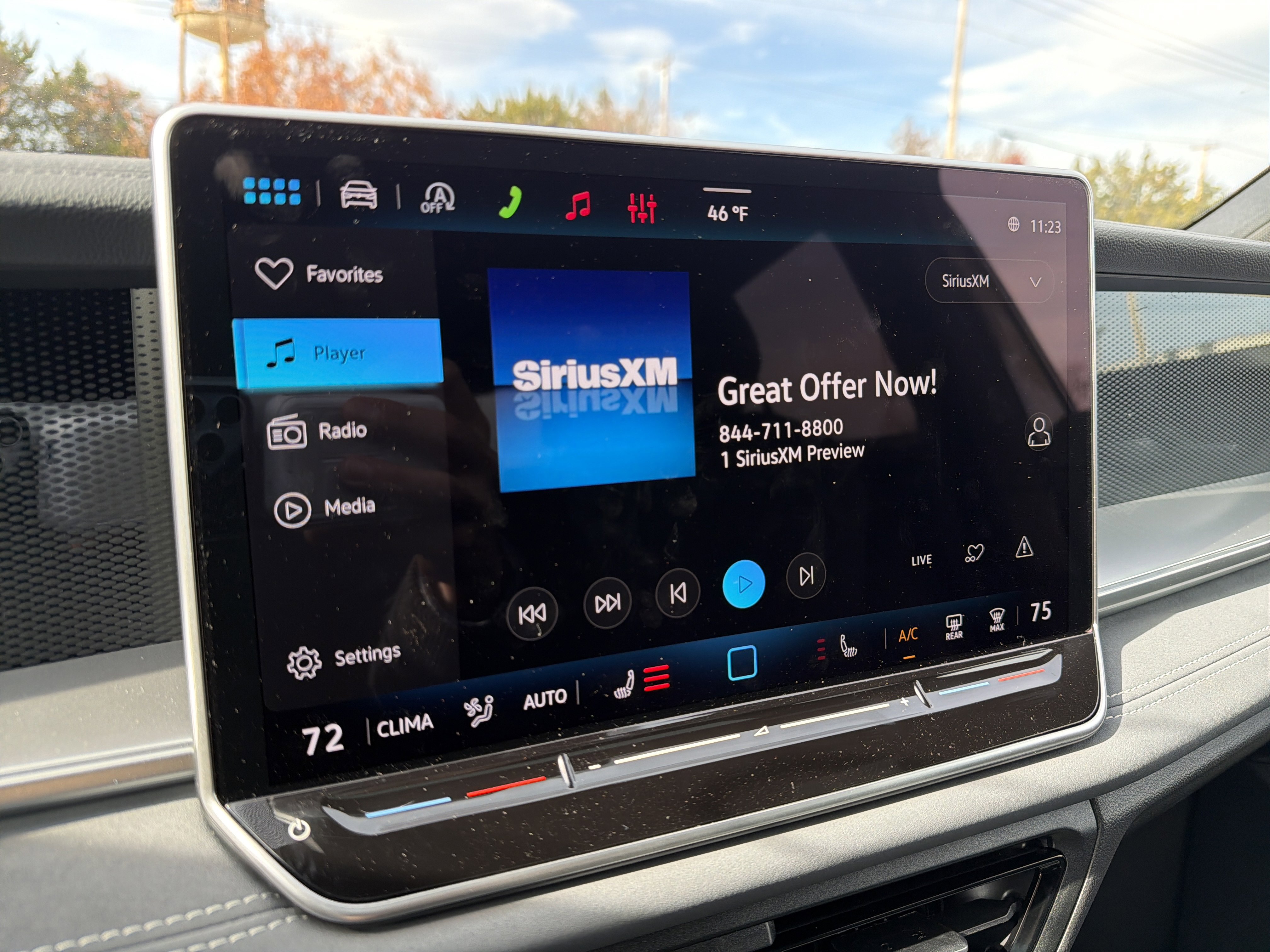 New 2026 Volkswagen Tiguan SE R-Line image 19