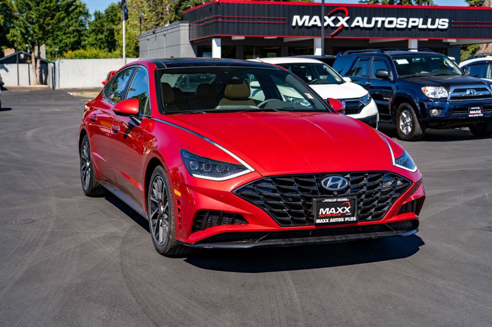 Used 2020 Hyundai Sonata Limited FWD image 2