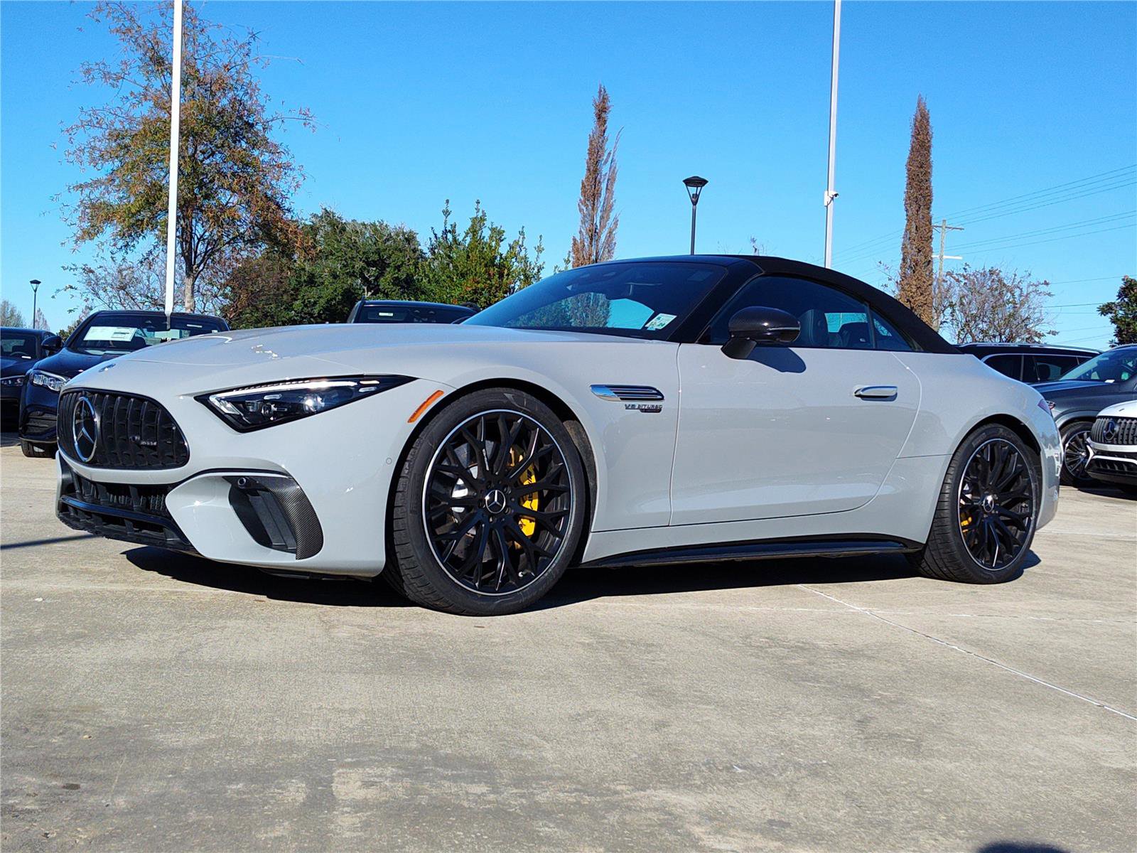 Used 2022 Mercedes-Benz SL 63 AMG 4MATIC image 3