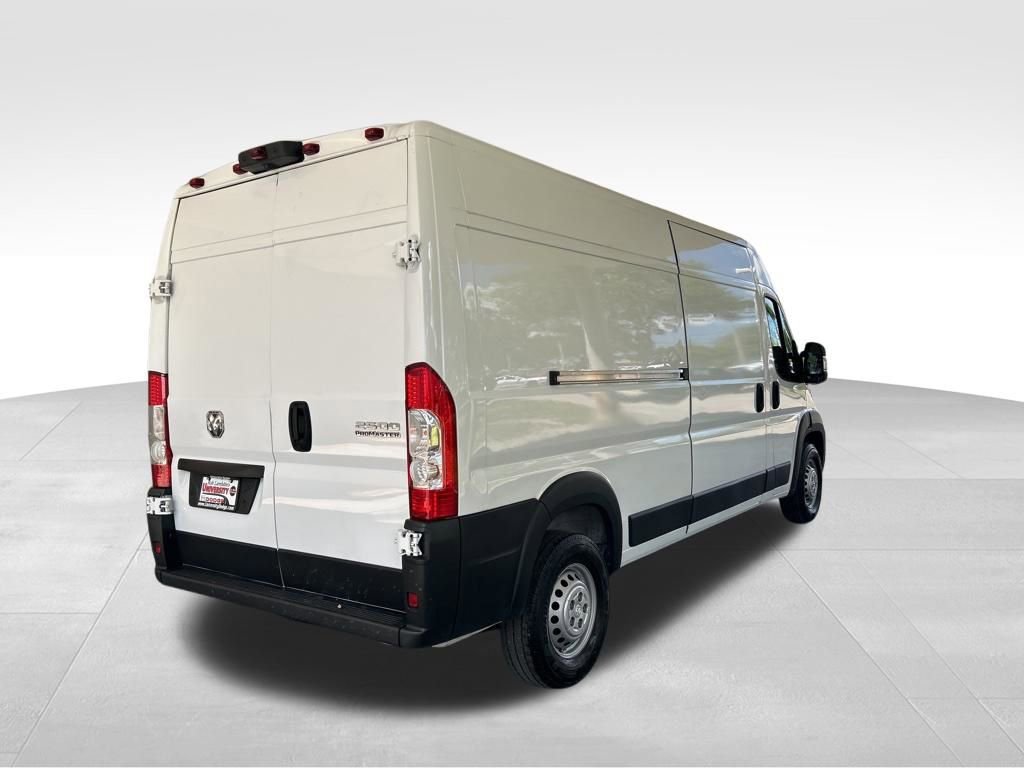 Used 2025 RAM ProMaster 2500 w/ Convenience Group FWD image 3