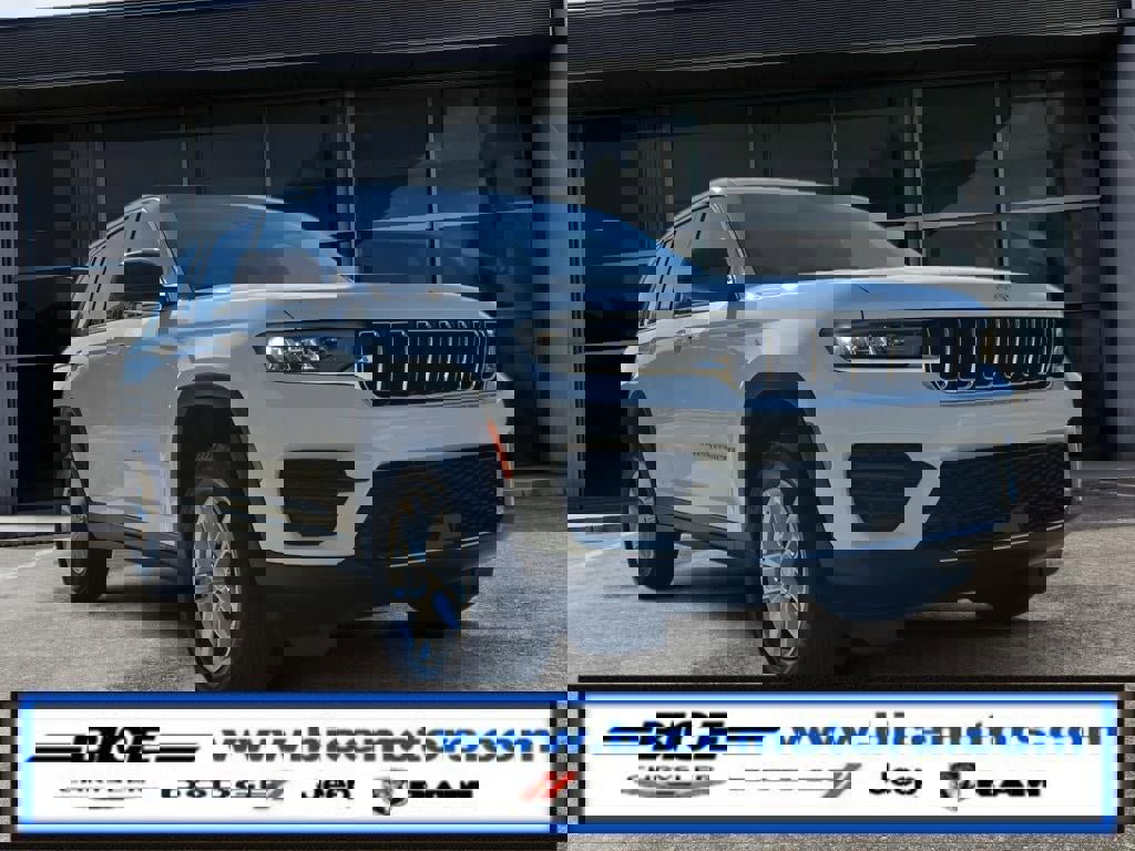 New 2025 Jeep Grand Cherokee Laredo X