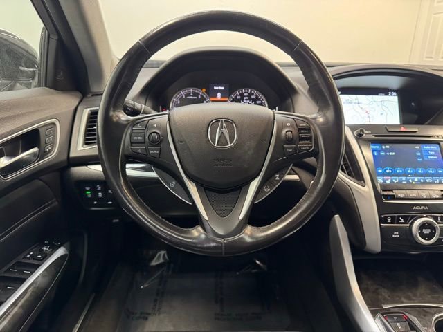 Used 2020 Acura TLX image 8