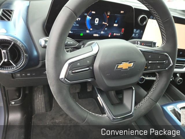 Used 2025 Chevrolet Equinox EV LT w/ Convenience Package image 11