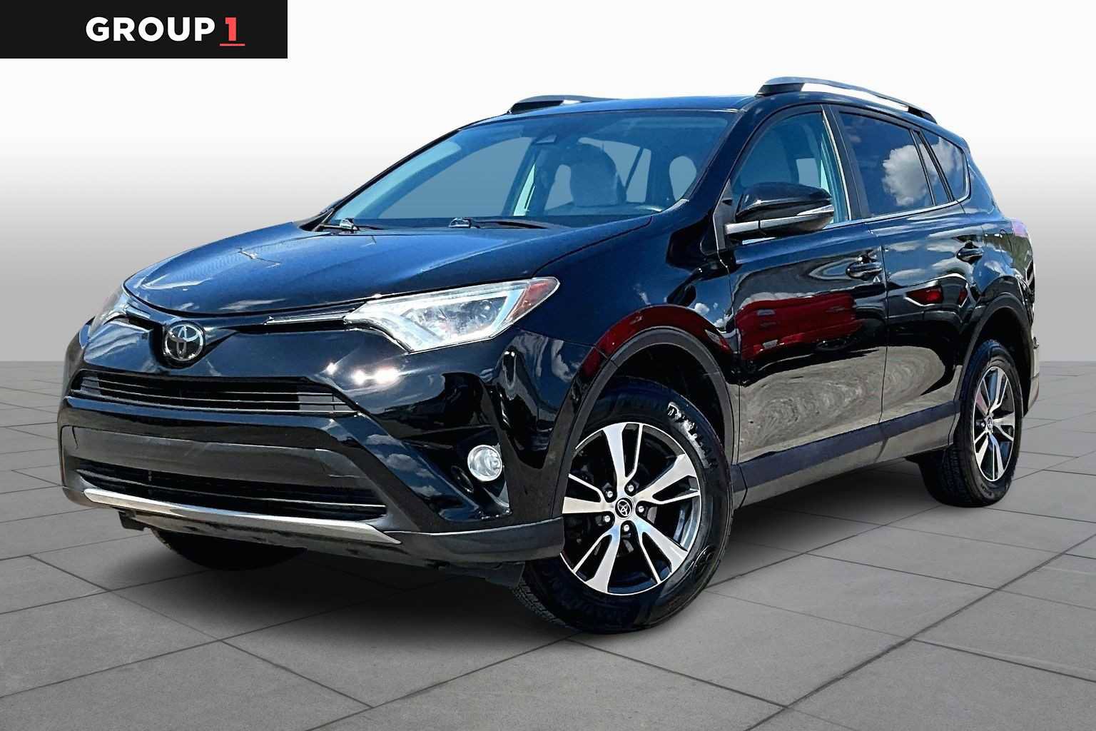 Used 2017 Toyota RAV4 XLE w/ All Weather Liner Package