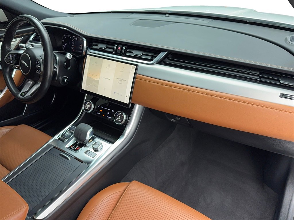 Used 2022 Jaguar XF R-Dynamic SE image 46