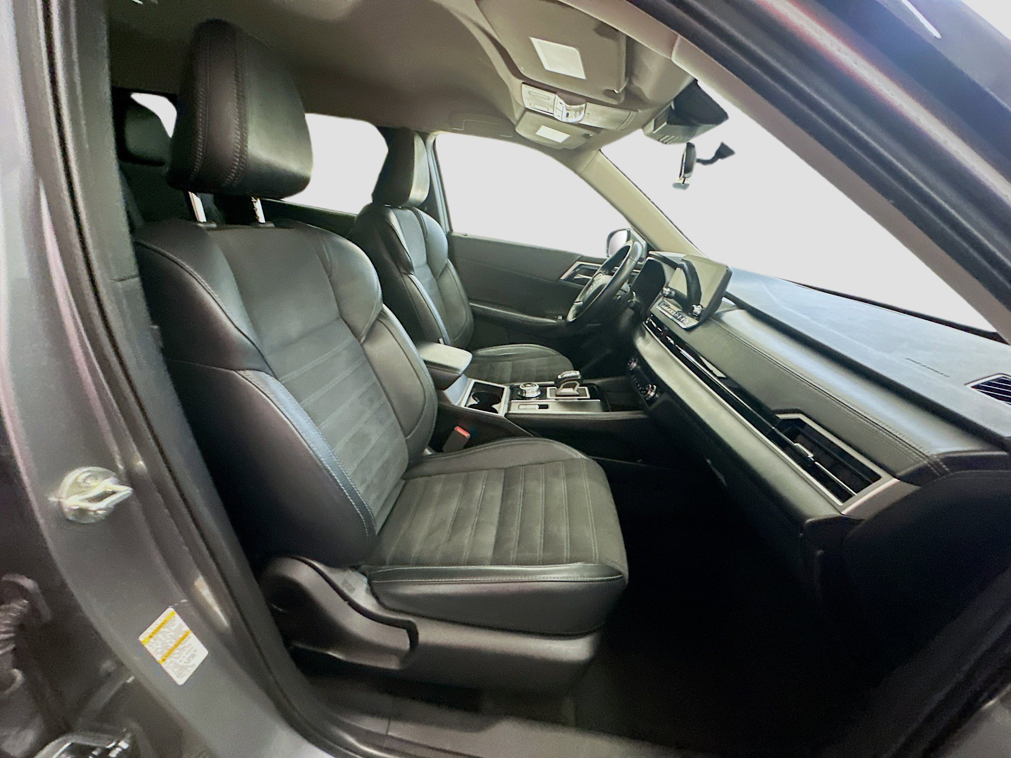 Used 2024 Mitsubishi Outlander SE AWD/4WD image 33
