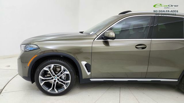 Used 2026 BMW X5 xDrive40i AWD/4WD image 9