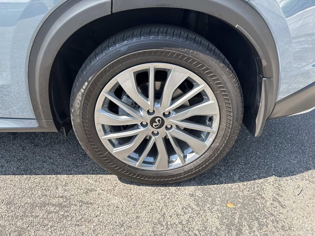 Certified 2025 INFINITI QX50 Luxe AWD/4WD image 7