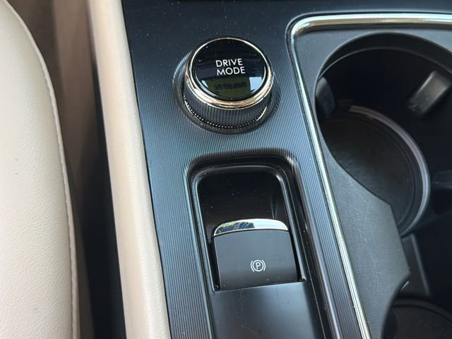 Used 2024 Lincoln Corsair Grand Touring AWD/4WD image 34