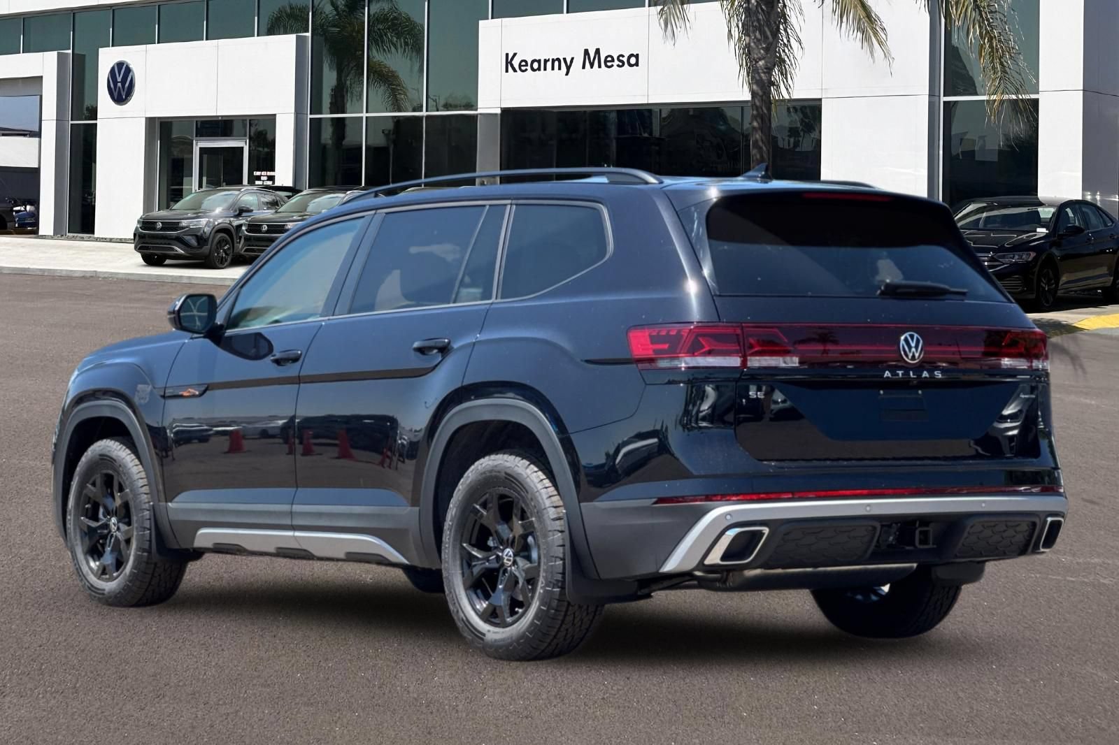 New 2025 Volkswagen Atlas Peak Edition SE AWD/4WD image 6
