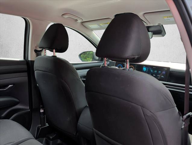 Used 2025 Hyundai Tucson SE FWD image 19