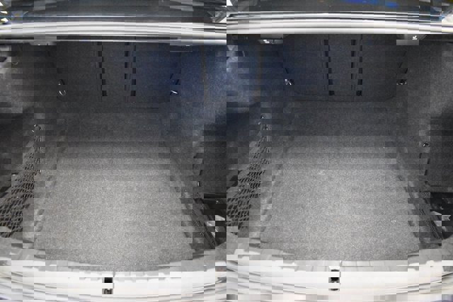 Used 2021 BMW 330i xDrive Sedan w/ Premium Package image 18