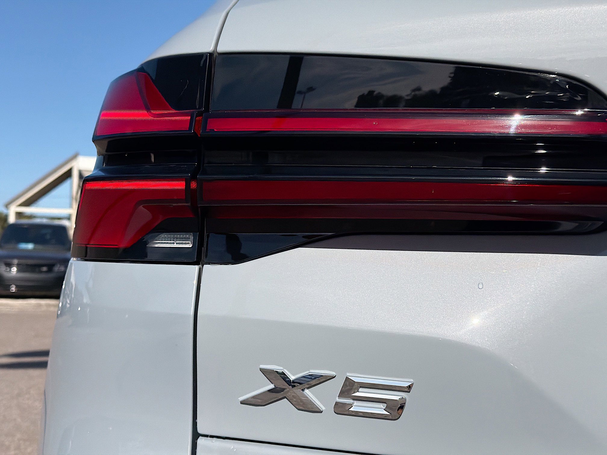 New 2026 BMW X5 xDrive50e w/ Executive Package image 10