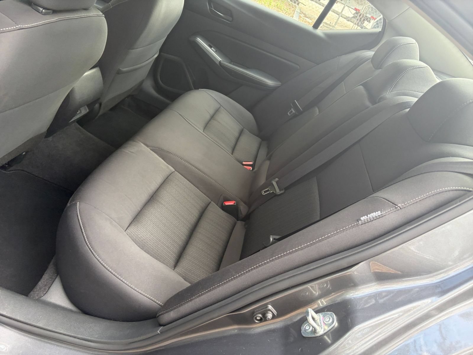 Used 2025 Nissan Altima 2.5 SV FWD image 34