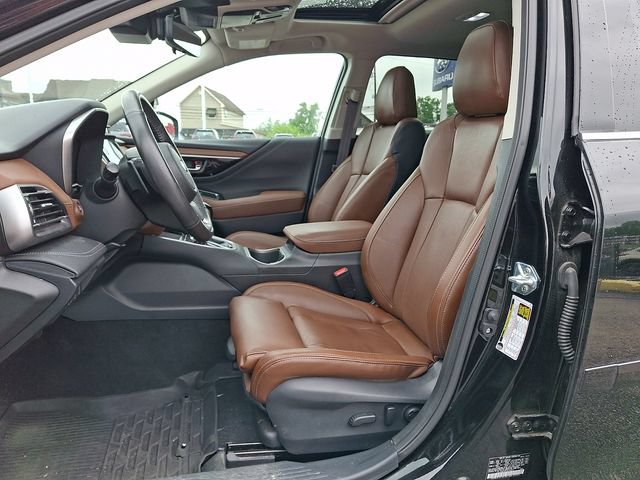 Certified 2025 Subaru Outback Touring AWD/4WD image 15