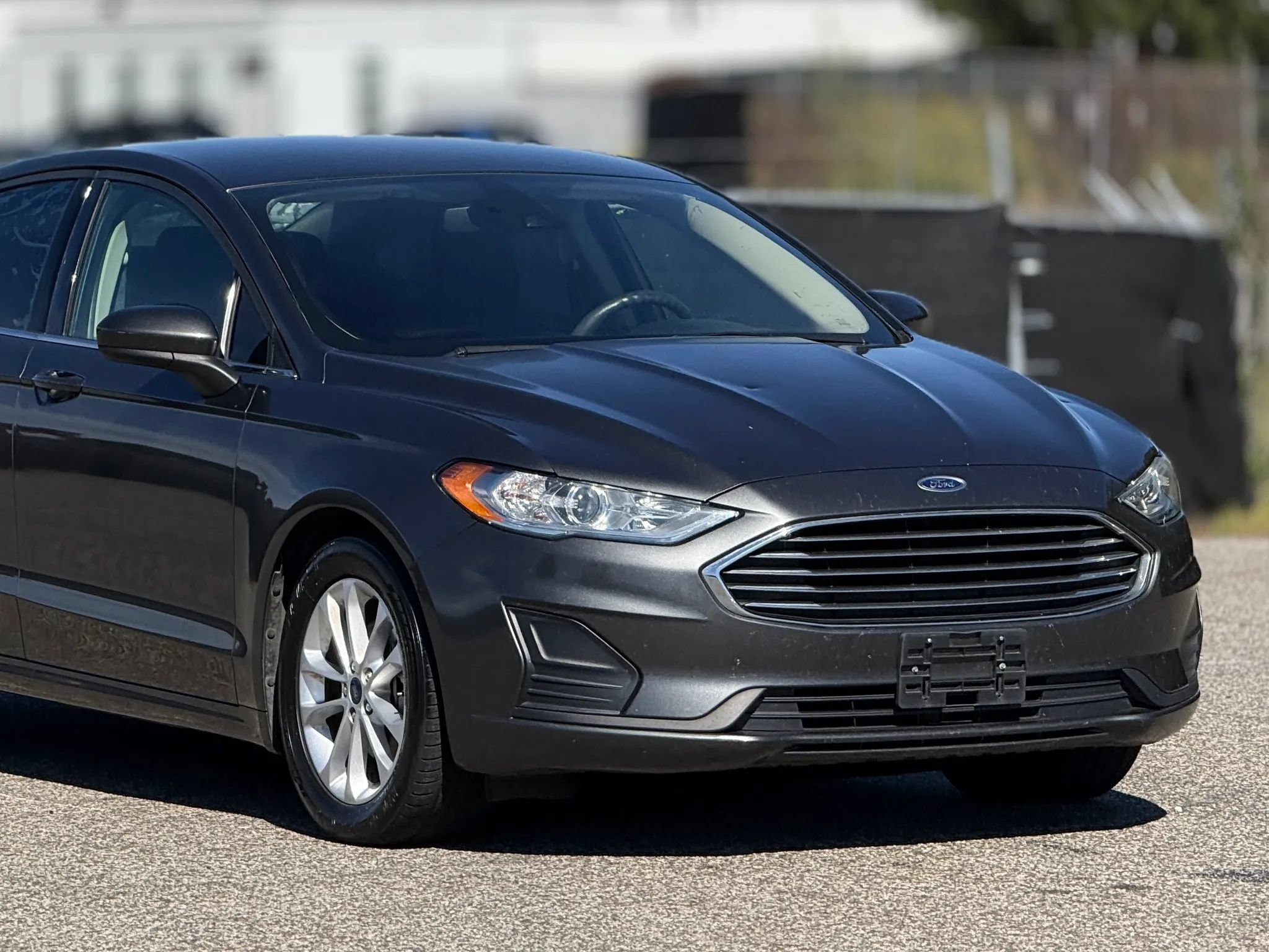Used 2019 Ford Fusion SE FWD image 15