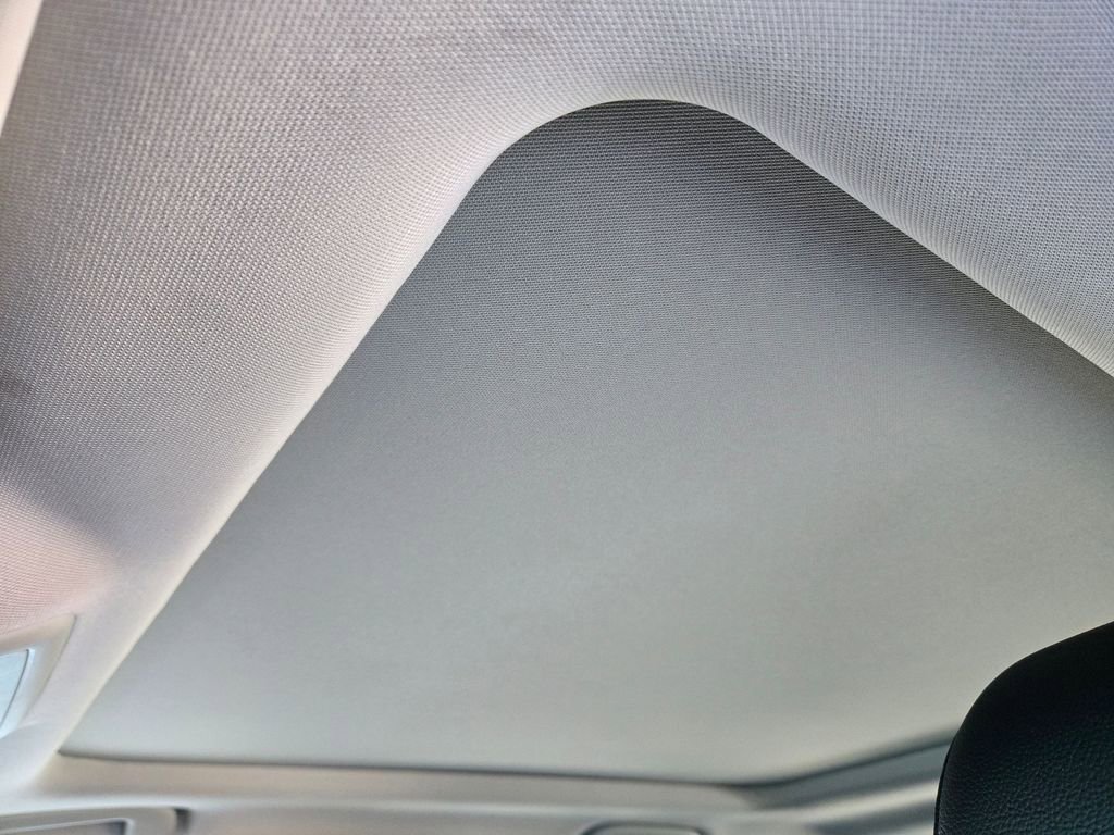 Used 2025 MAZDA CX-50 AWD 2.5 Hybrid w/ Premium Pkg image 33