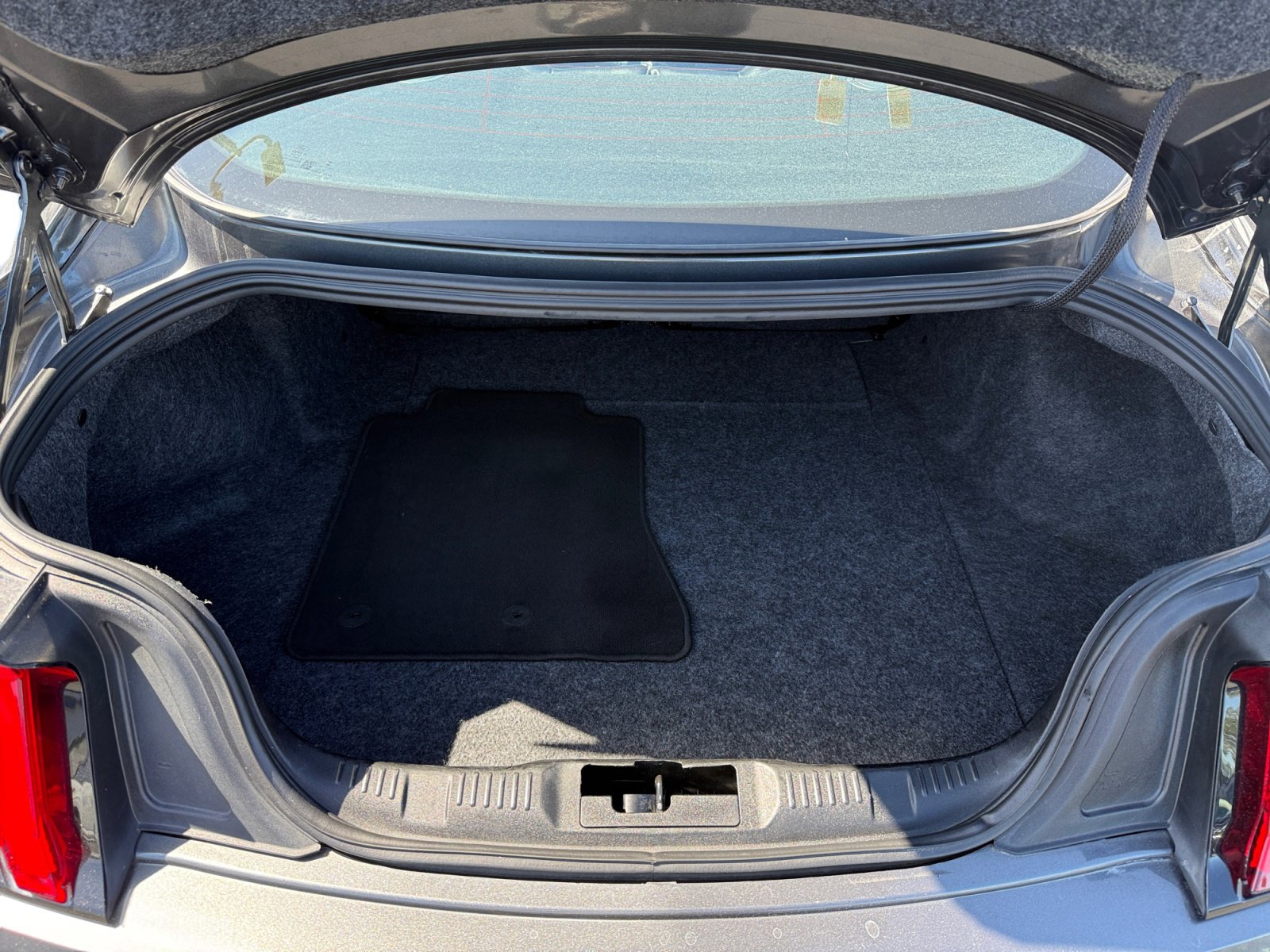Used 2020 Ford Mustang GT Premium RWD image 17