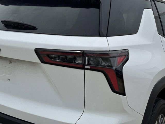 Used 2025 Chevrolet Equinox LT image 12