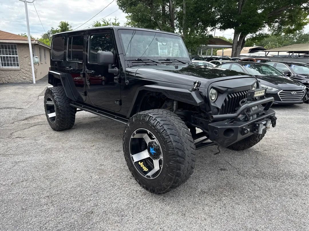 Used 2014 Jeep Wrangler Unlimited Sport w/ Quick Order Package 24S AWD/4WD image 3