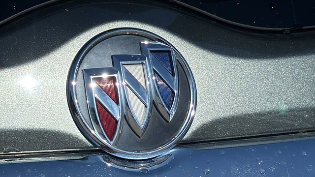 Used 2023 Buick Enclave Essence FWD image 16