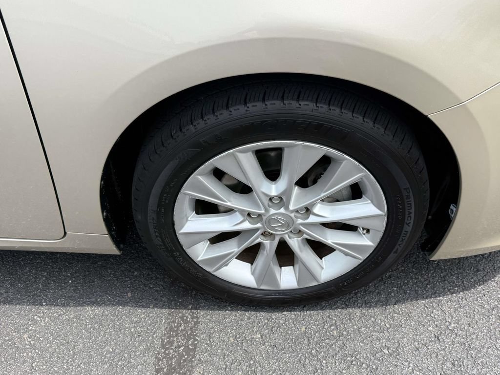 Used 2013 Lexus ES 300h w/ Luxury Pkg FWD image 7