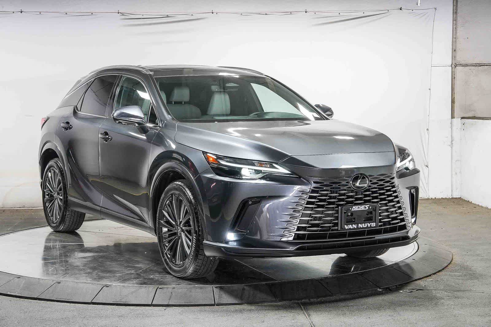Used 2026 Lexus RX 350h w/ Convenience Package AWD/4WD image 4