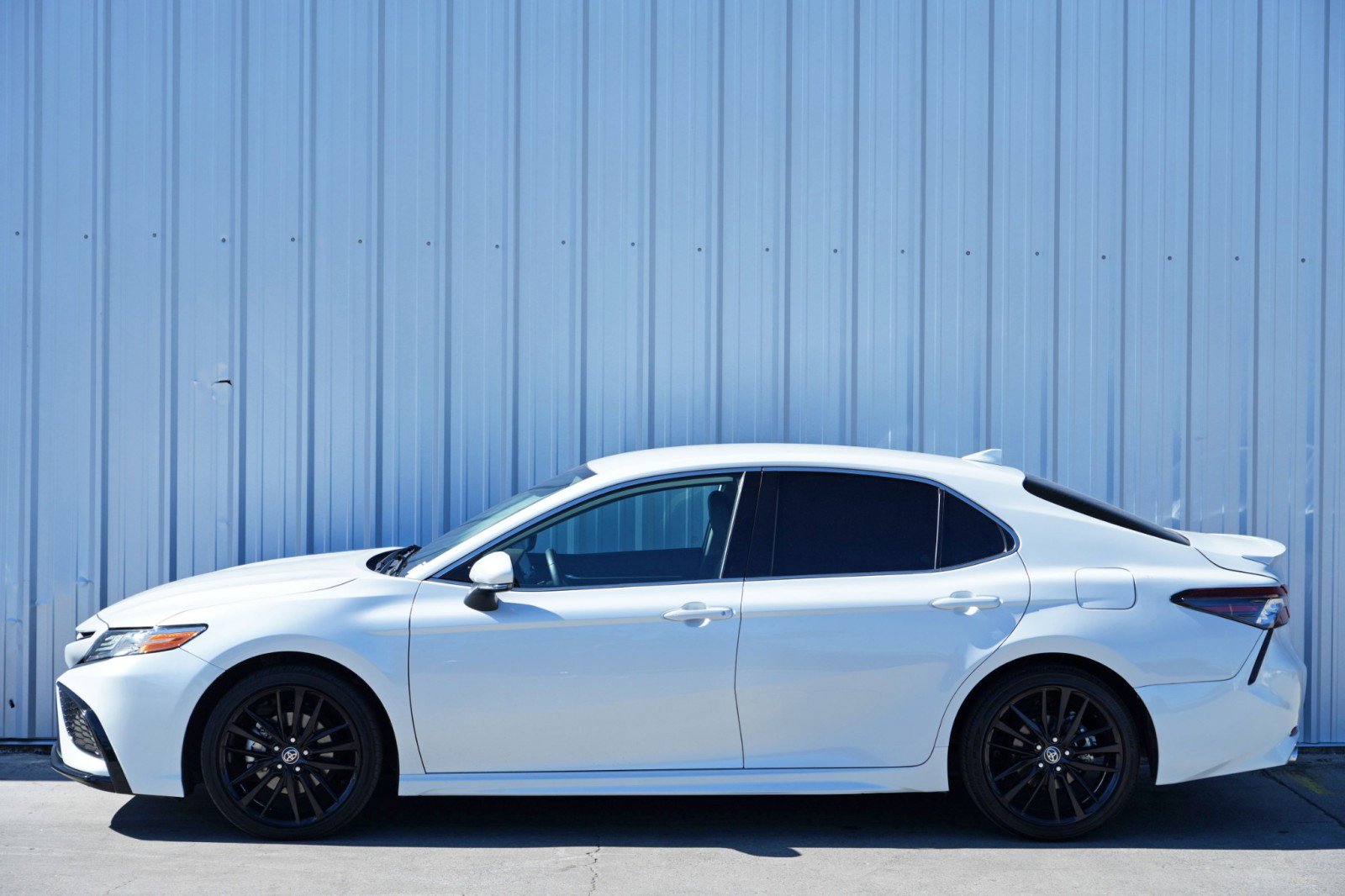 Used 2021 Toyota Camry XSE image 45