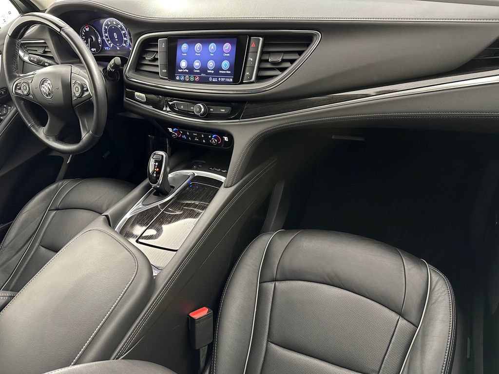 Used 2020 Buick Enclave Avenir w/ Avenir Technology Package FWD image 38