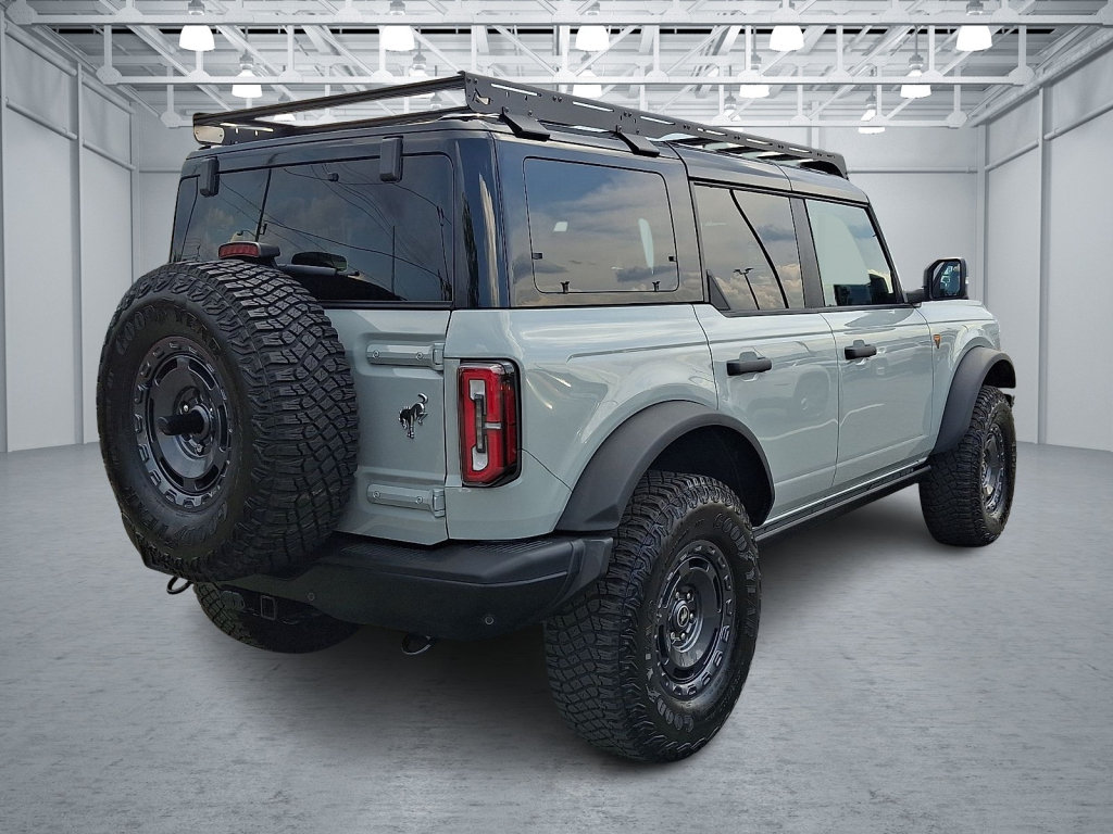 Used 2024 Ford Bronco Badlands AWD/4WD image 9