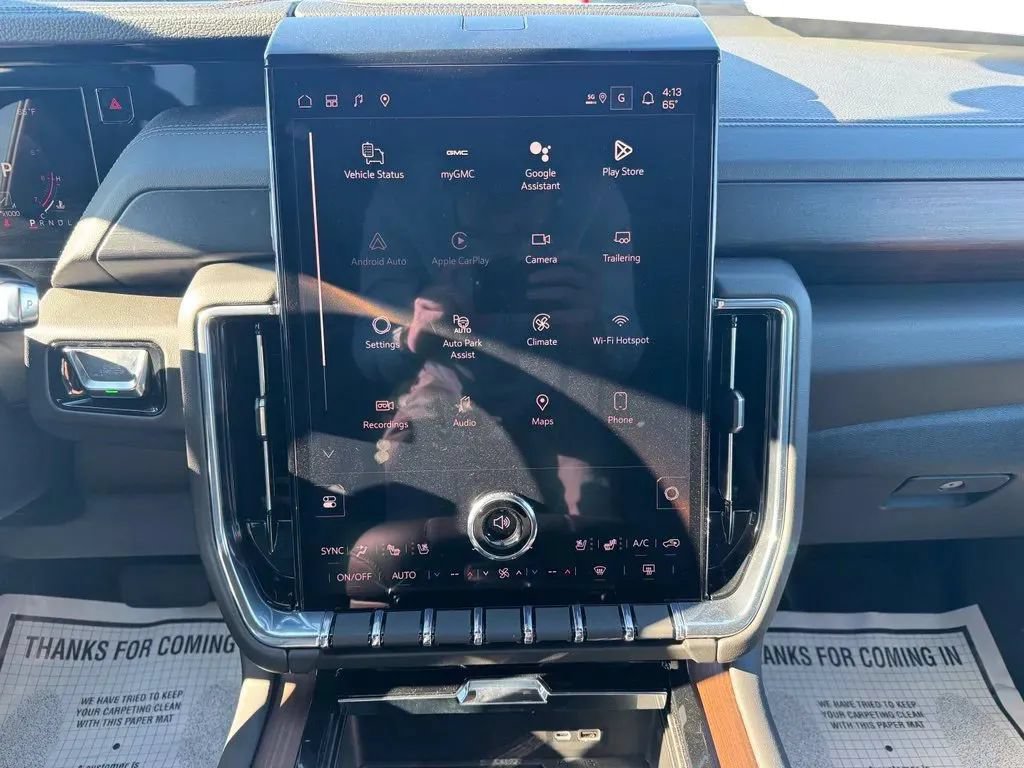 New 2026 GMC Yukon XL Denali w/ Denali Reserve Package AWD/4WD image 32