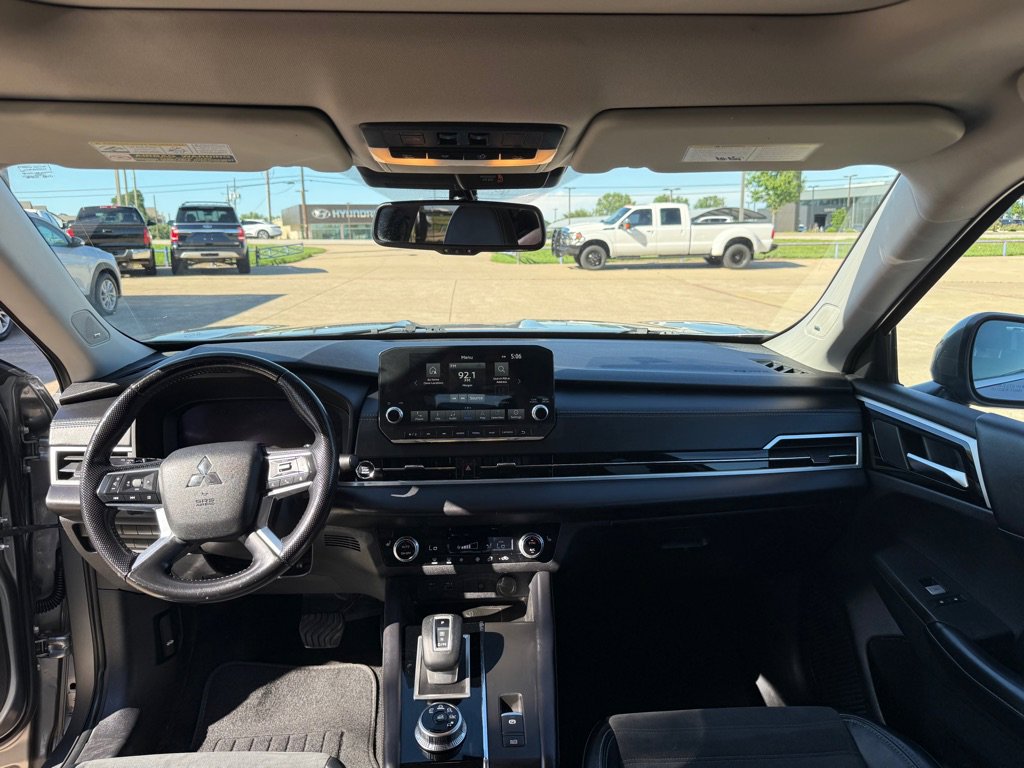 Used 2022 Mitsubishi Outlander SE FWD image 22