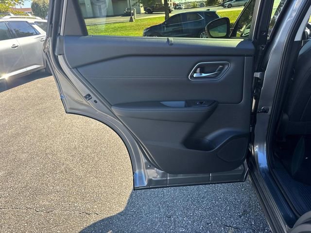 New 2026 Nissan Rogue Platinum w/ Platinum Premium Package image 15