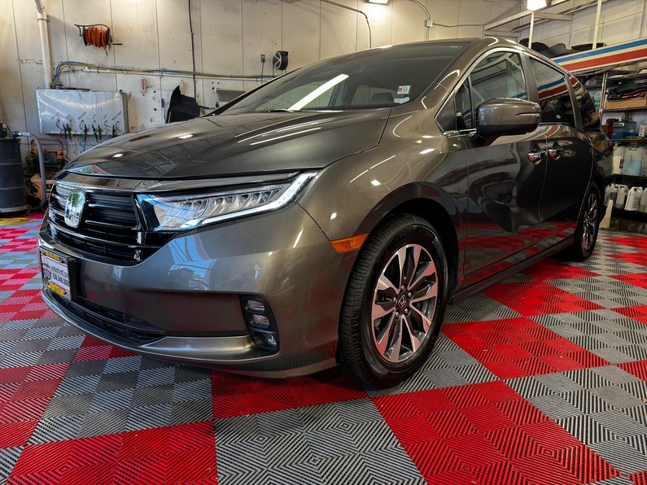 Used 2021 Honda Odyssey EX-L image 3
