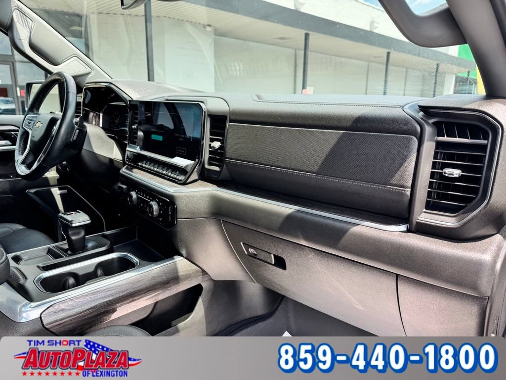 Used 2023 Chevrolet Silverado 1500 LTZ AWD/4WD image 43
