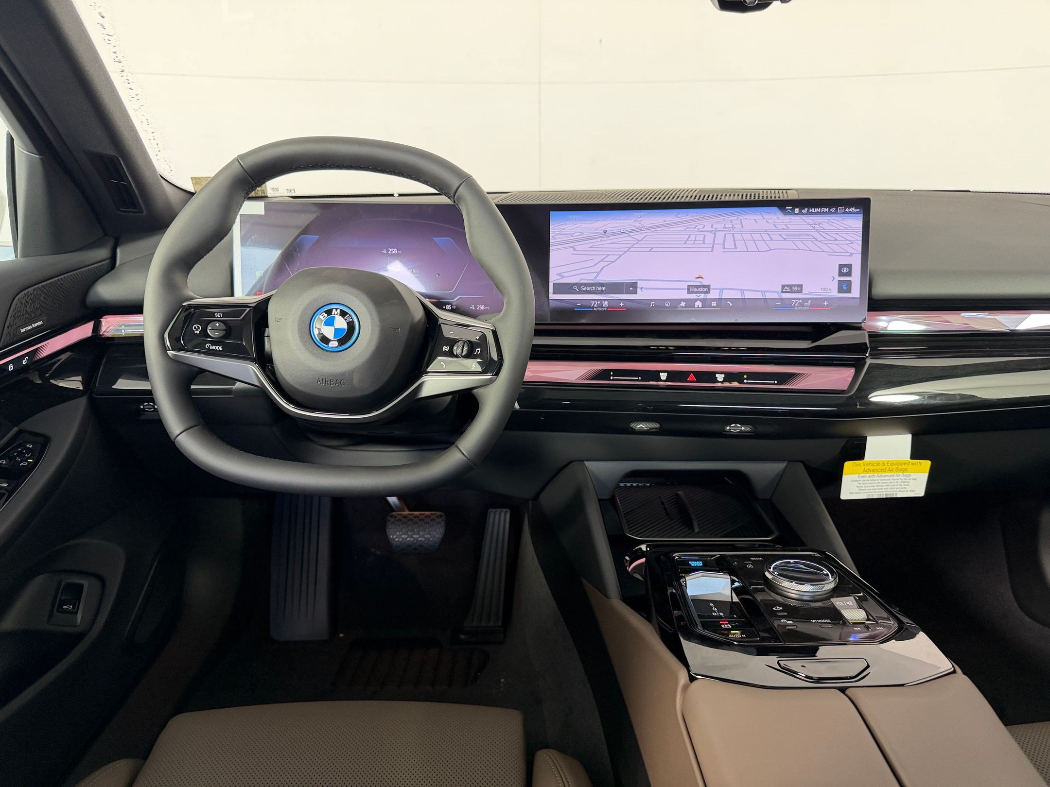 Used 2027 BMW i5 eDrive40 w/ Convenience Package RWD image 29