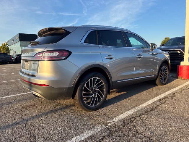 Used 2020 Lincoln Nautilus Reserve AWD/4WD image 3