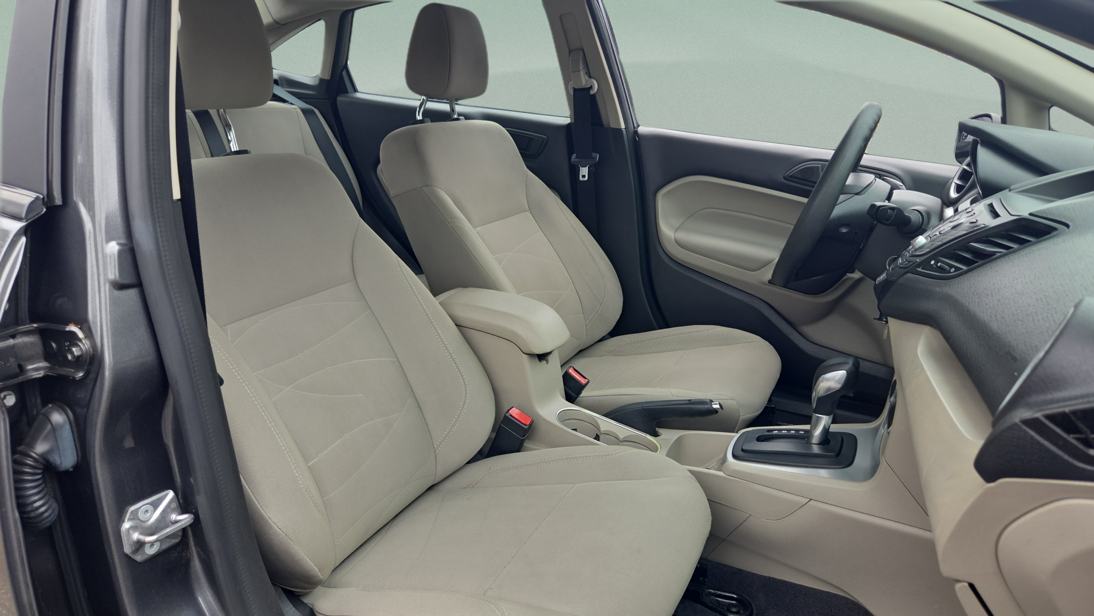 Used 2019 Ford Fiesta SE FWD image 19