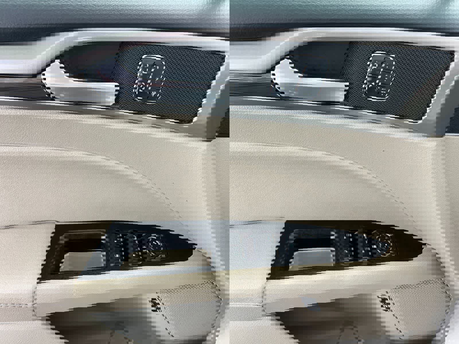 Used 2017 Ford Fusion Energi SE FWD image 13