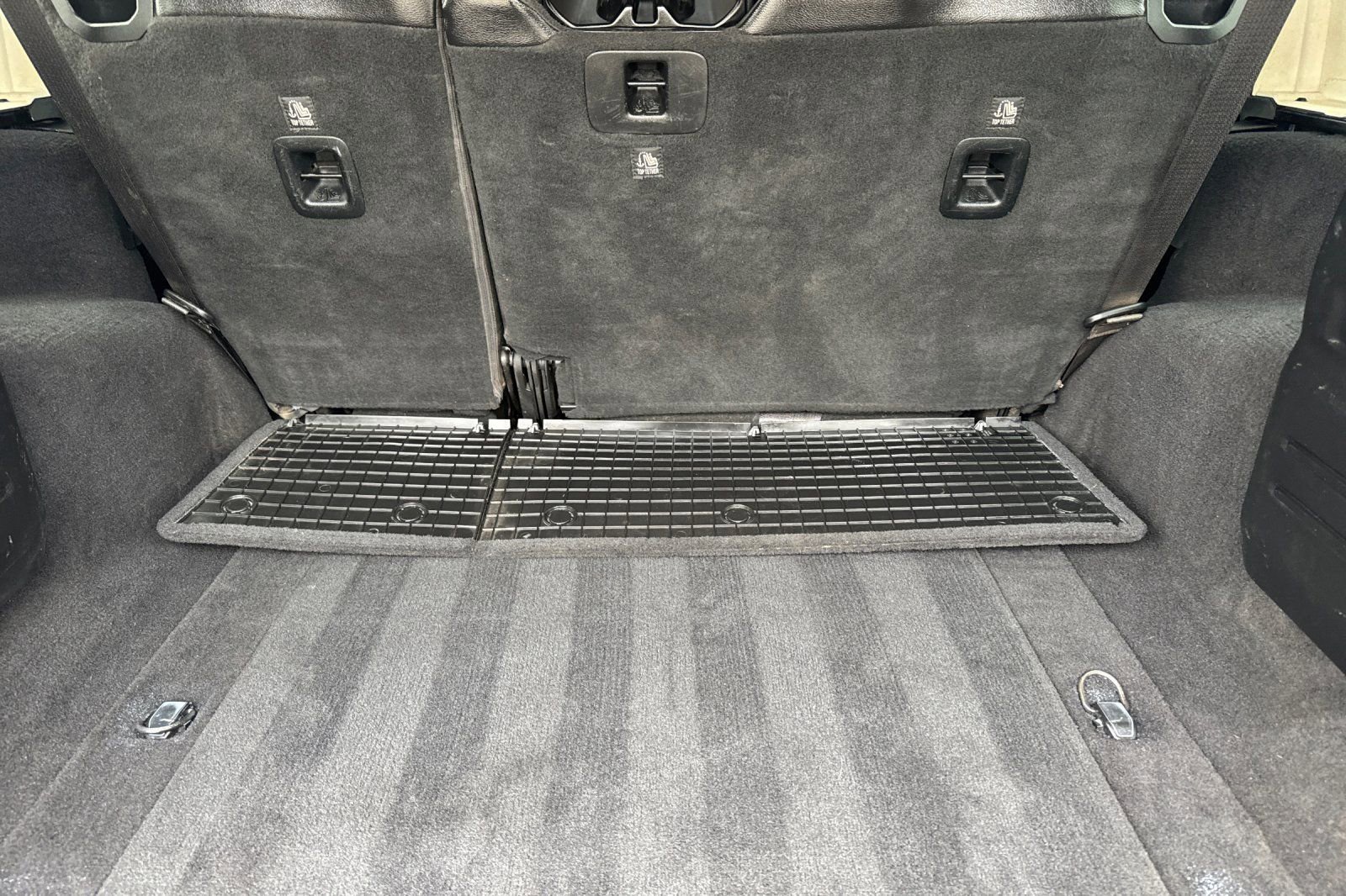 Used 2019 Jeep Wrangler Unlimited Rubicon w/ Steel Bumper Group image 16