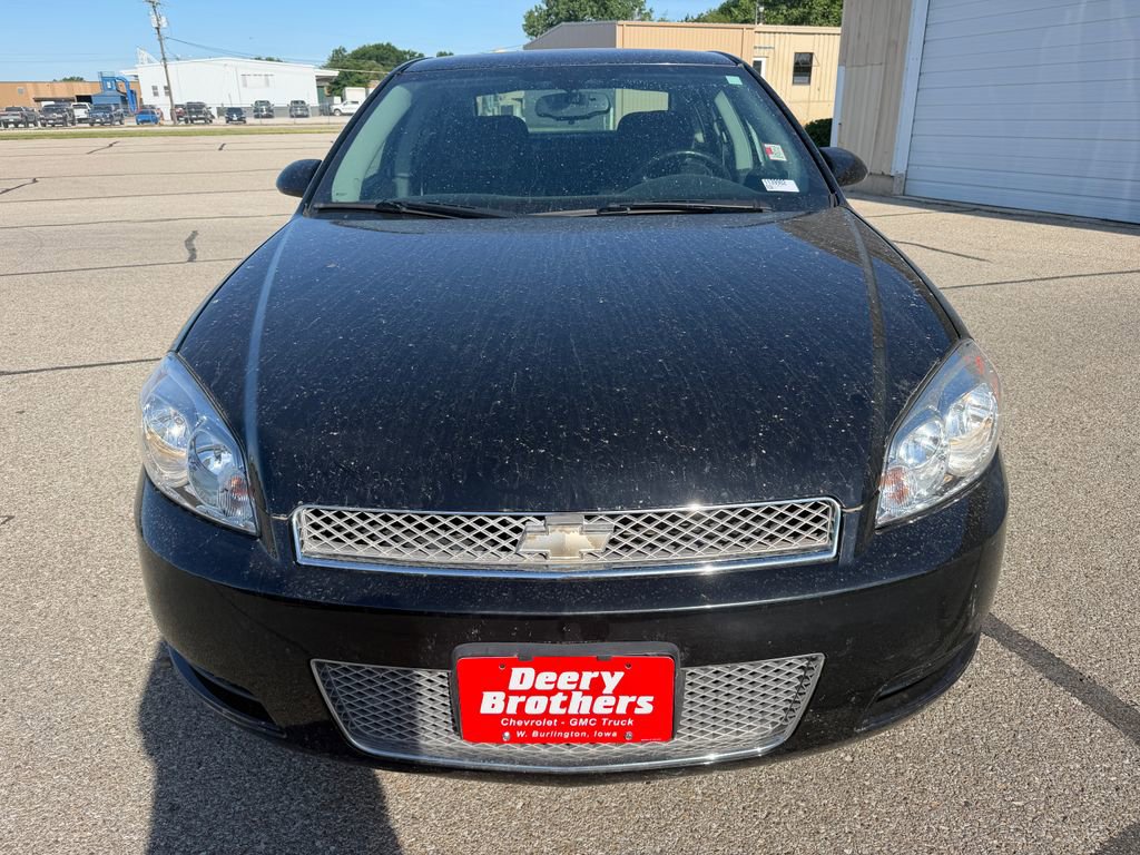 Used 2013 Chevrolet Impala LT w/ LT Sunroof Package FWD image 3
