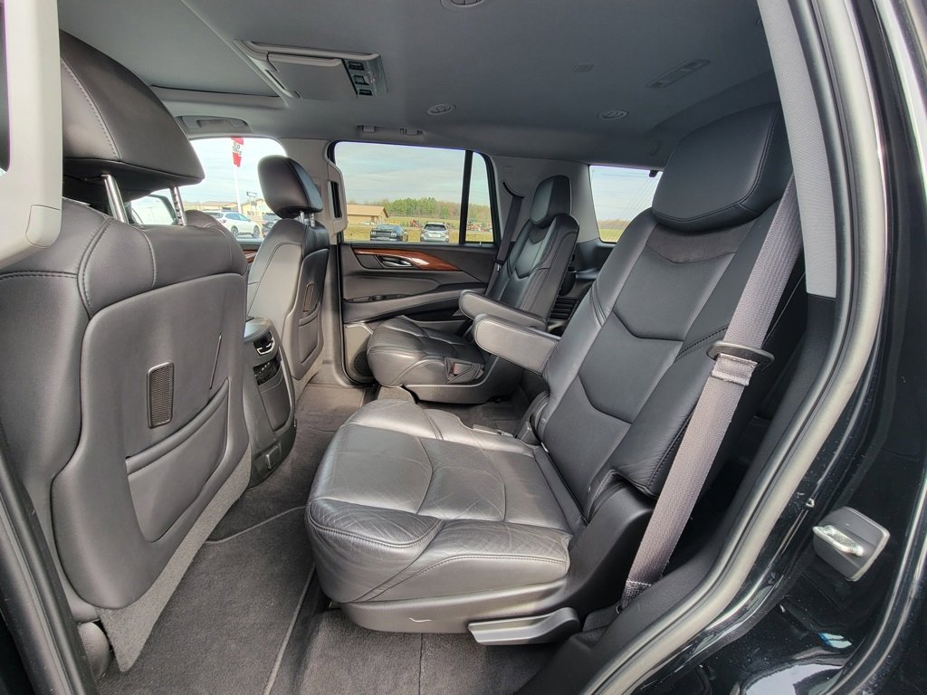 Used 2017 Cadillac Escalade Premium Luxury image 23