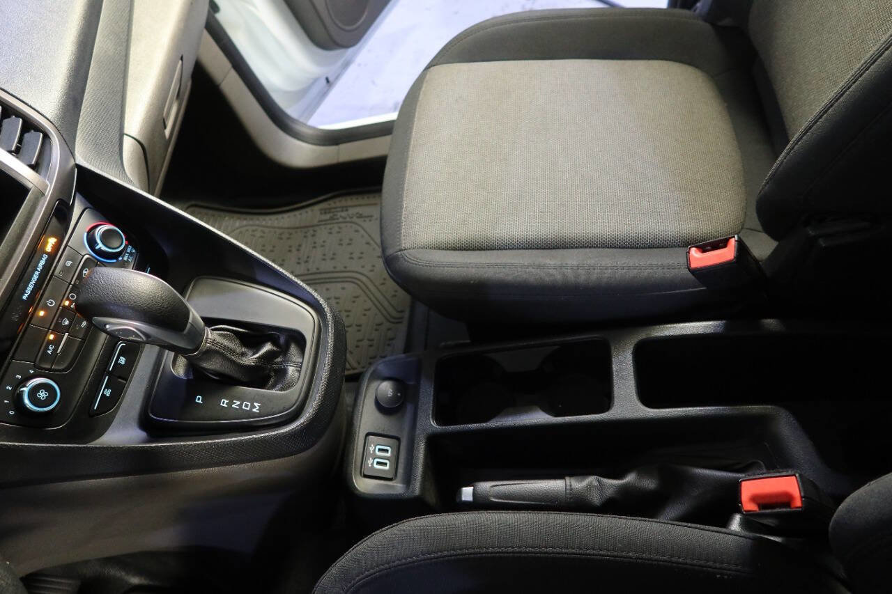 Used 2022 Ford Transit Connect XL image 31