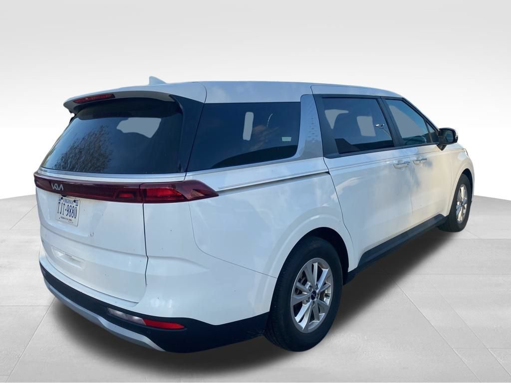 Certified 2024 Kia Carnival LX FWD image 18