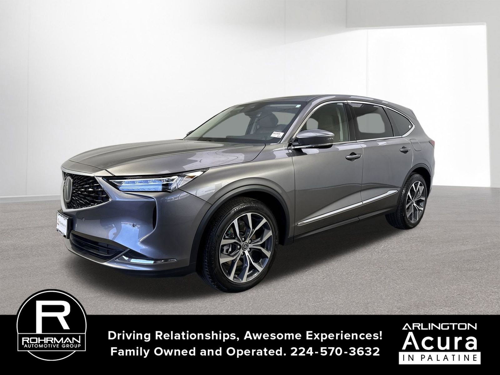 Used 2023 Acura MDX SH-AWD w/ Technology Package image 2