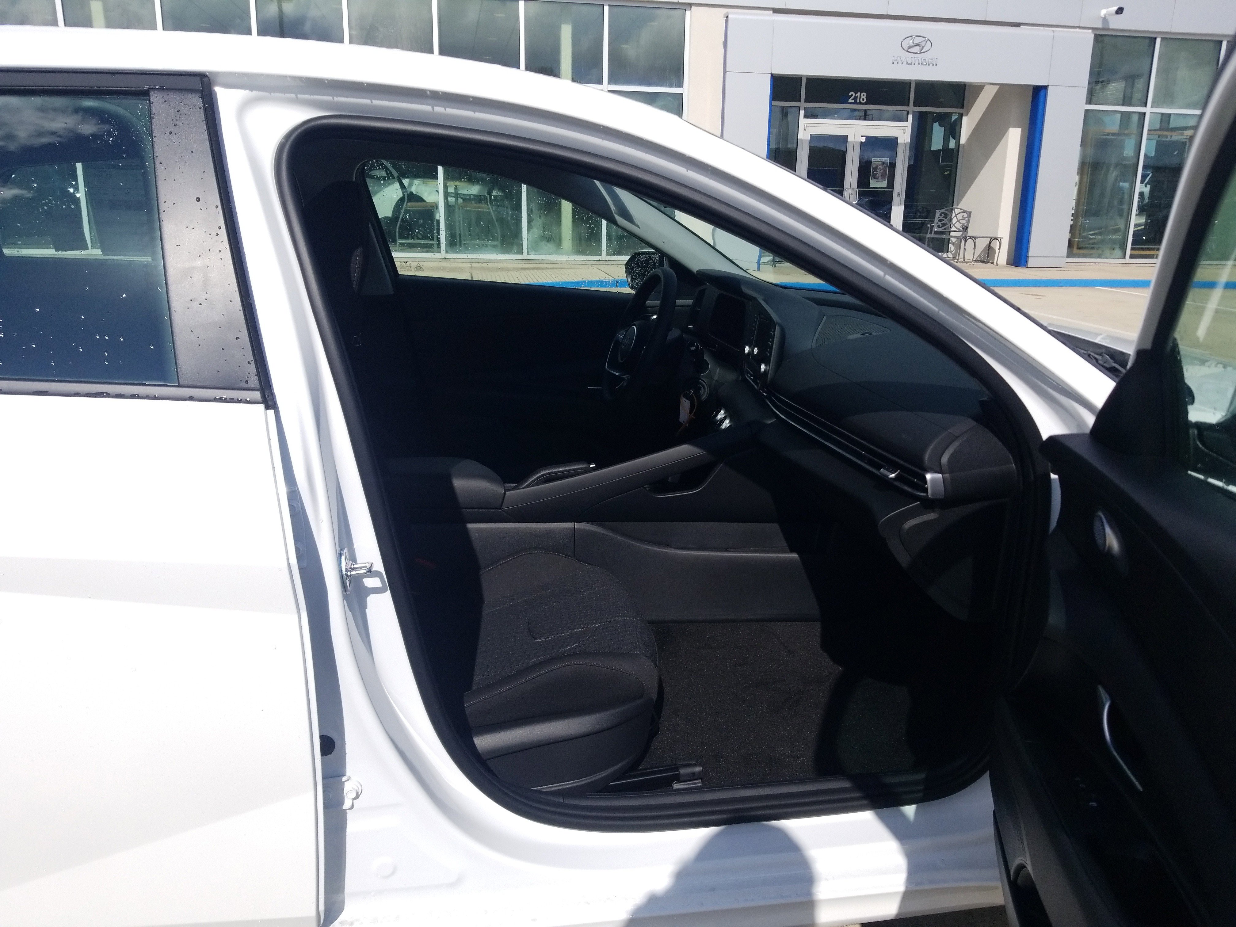 New 2026 Hyundai Elantra SE image 17