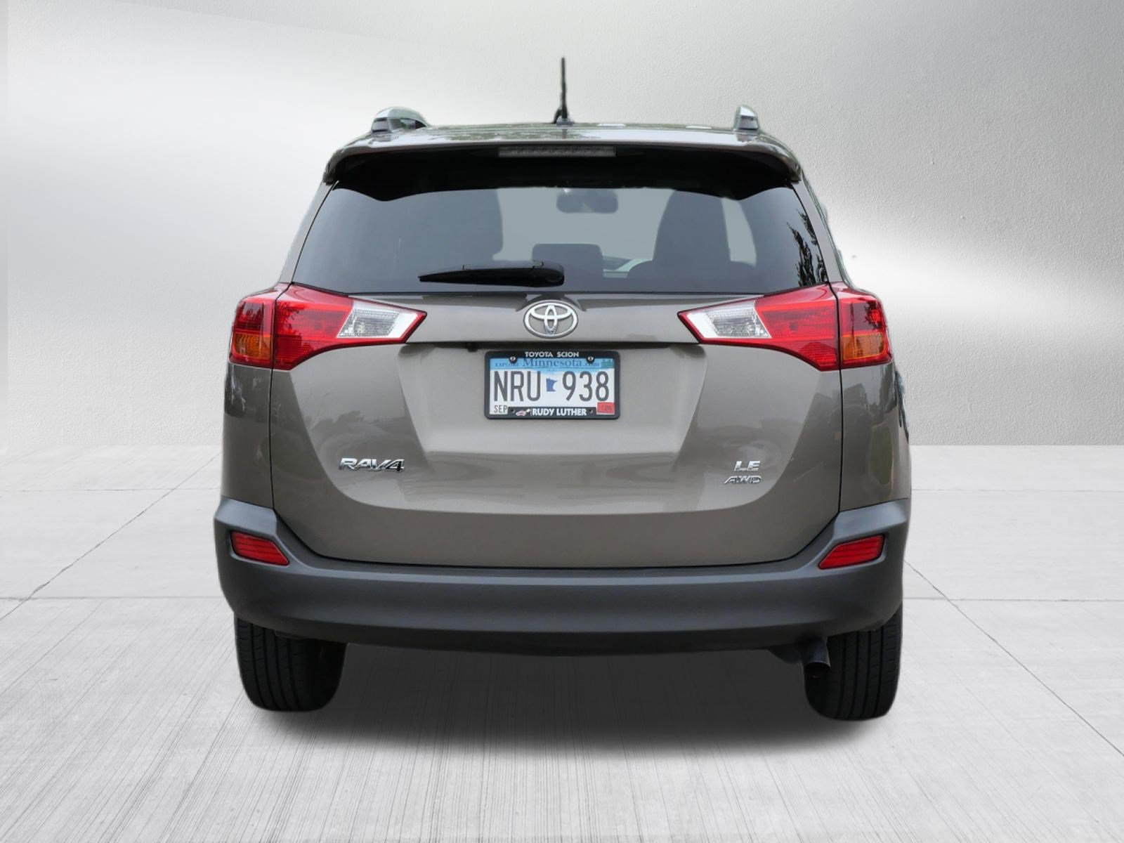 Used 2015 Toyota RAV4 LE AWD/4WD image 6