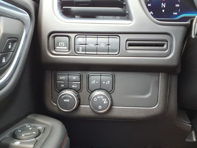 Used 2023 Chevrolet Suburban RST AWD/4WD image 22